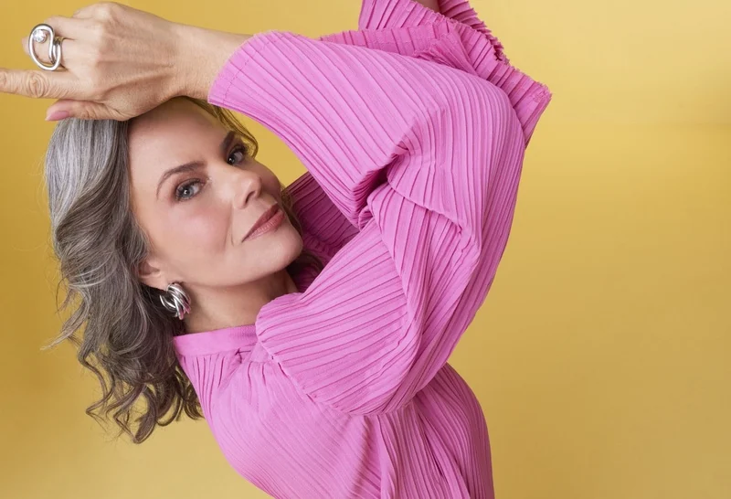 Avon e Maria Cândida unem forças pela menopausa