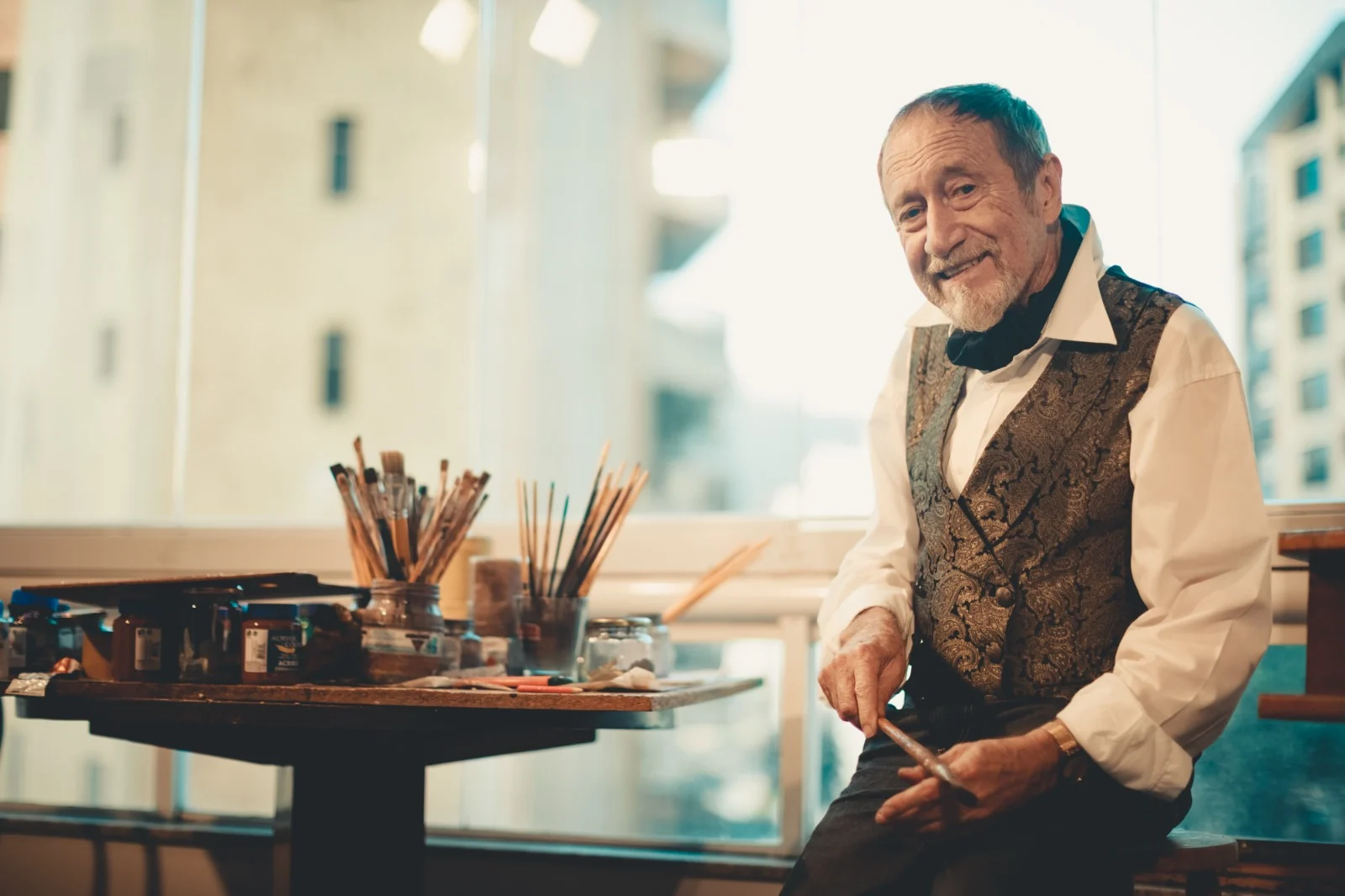 Documentário revela os bastidores da obra do artista Juarez Machado